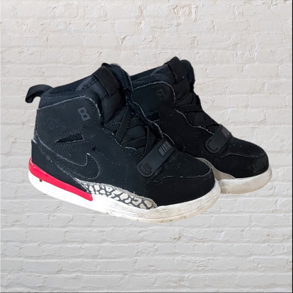 Air Jordan Legacy 312 Sneakers